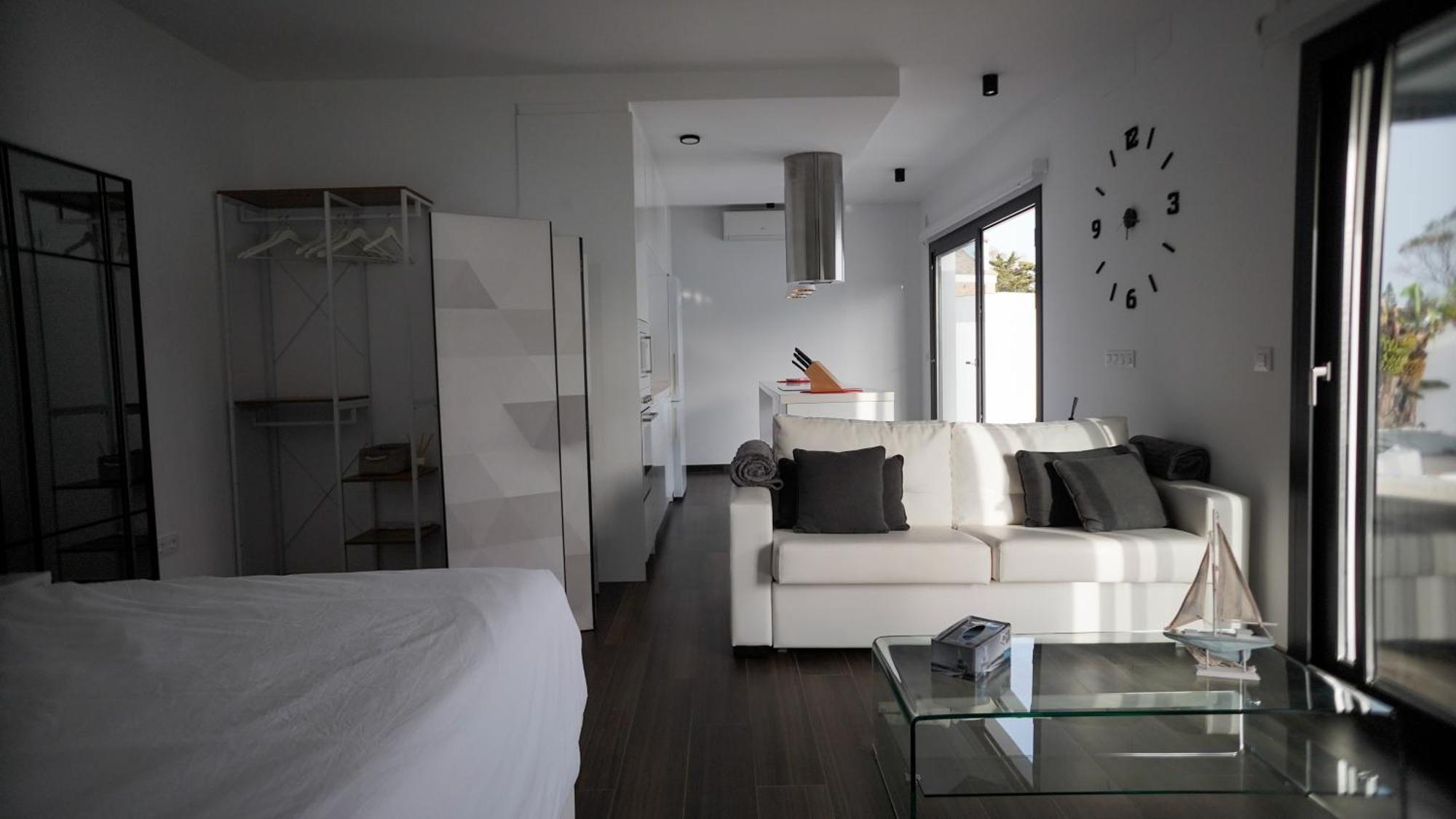Villa Anyway Conil Un Lujo Frente Al Mar 科尼尔-德拉弗龙特拉 外观 照片
